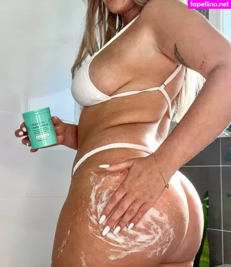 Ariella Nyssa OnlyFans Thumbnail #NdIwWNSTme