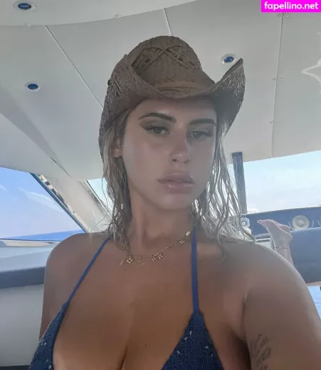 Ariella Nyssa OnlyFans Thumbnail #Tw92NCt7ja