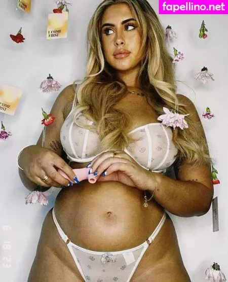 Ariella Nyssa OnlyFans Thumbnail #WBpzoRtm8f