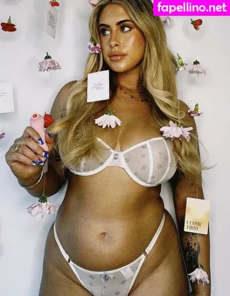 Ariella Nyssa OnlyFans Thumbnail #ZdKYBjhKof