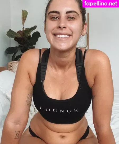 Ariella Nyssa OnlyFans Thumbnail #hUWZAlmzqD