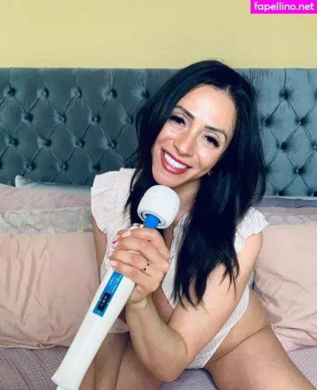 Ariellaferrera OnlyFans Thumbnail #wveWvXRtdl