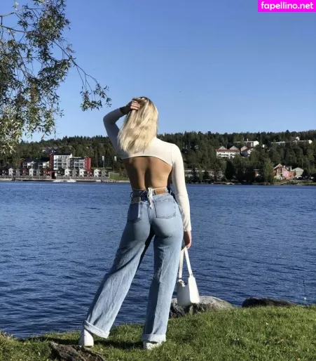 Arielle Burstrom OnlyFans Thumbnail #tVYRmKjGgO