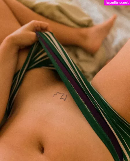 Arielle Scarcella OnlyFans Thumbnail #3OpF48tn99