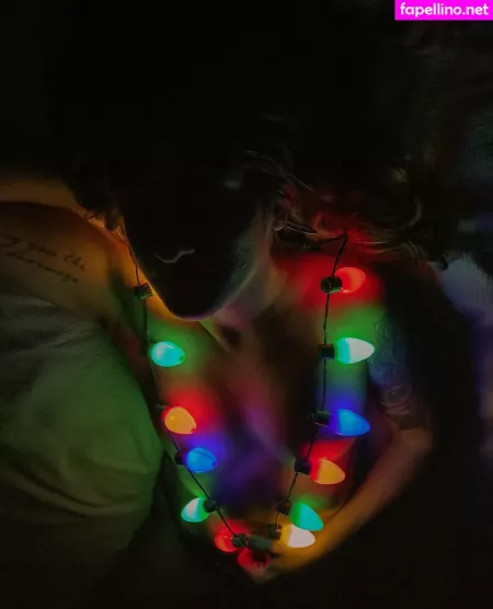 Arielle Scarcella OnlyFans Thumbnail #X8CW6kekJz