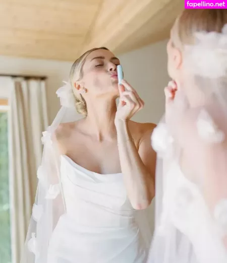 Arielle Vandenberg OnlyFans Thumbnail #5UL9KiGa4U