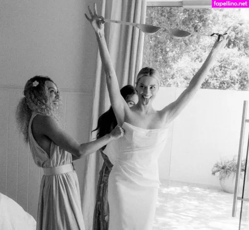 Arielle Vandenberg OnlyFans Thumbnail #tftHhyt95h