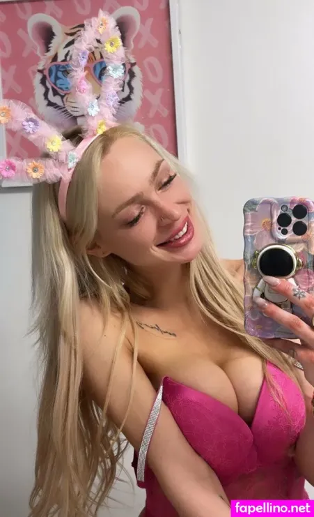 Arielleaube OnlyFans Thumbnail #685mfWV2fq