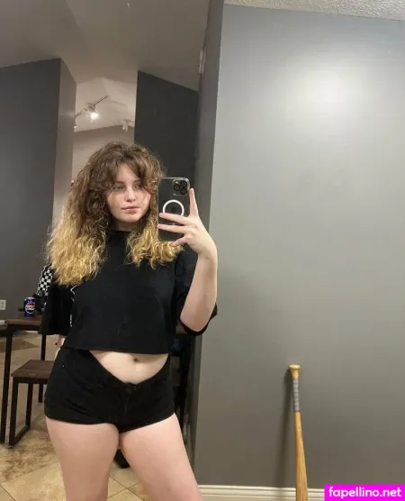 Arielxadams2 OnlyFans Thumbnail #KACwueCqao