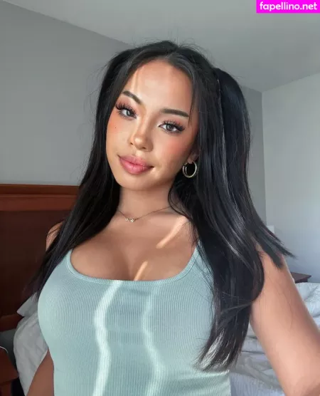 Arienne Monteclar OnlyFans Thumbnail #teGQqRHZ36