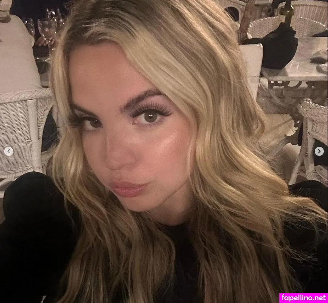 ariidemichieli, tinkerbellcitaa Nude Leaked OnlyFans Photo #GaCR85lmSg