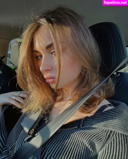 Arina Berdnikova OnlyFans Thumbnail #R38GpsyE7p