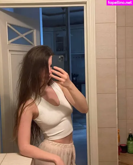 Arina Berdnikova OnlyFans Thumbnail #WqZ9EJsxFg