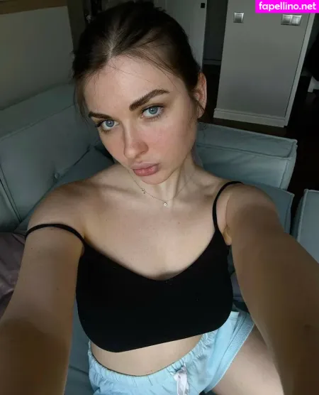 Arina Berdnikova OnlyFans Thumbnail #hIV8J7rV8z