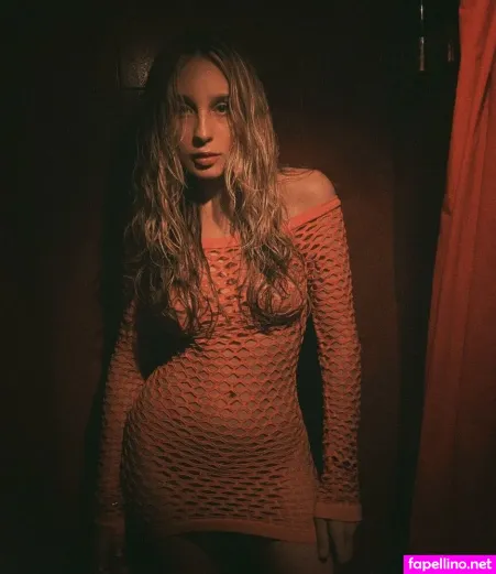 Arina Klinton OnlyFans Thumbnail #UYK5niLlKj