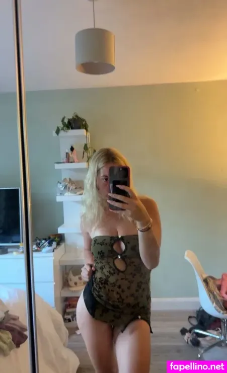 Arina Mirova OnlyFans Thumbnail #Jse2bvwyFT