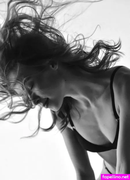 Arina Shestova OnlyFans Thumbnail #5wevLWUbWr