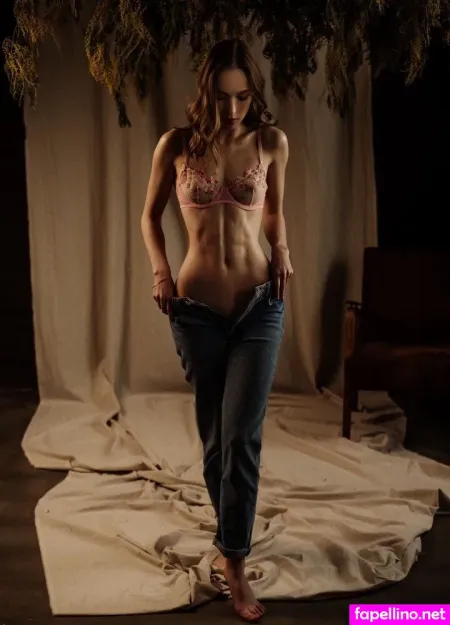 Arina Shestova OnlyFans Thumbnail #JgoaFndOCG