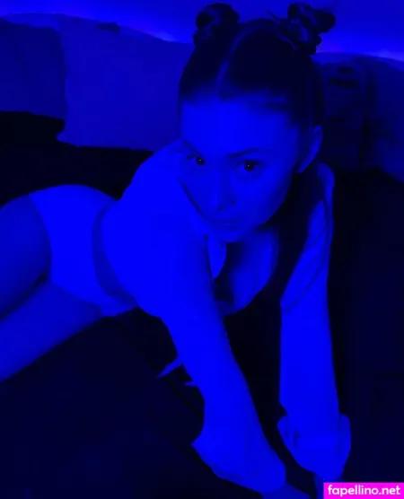 Arina Stars OnlyFans Thumbnail #E5qAumsax3