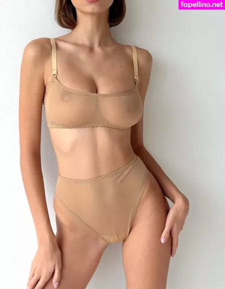 Arina OnlyFans Thumbnail #zY6JpMyEFy