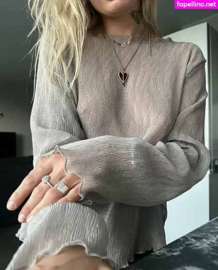 Arinawhynot OnlyFans Thumbnail #7HL9vMxWMo