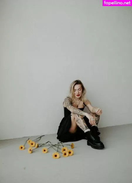 Arinawhynot OnlyFans Thumbnail #abzsKkNs5y
