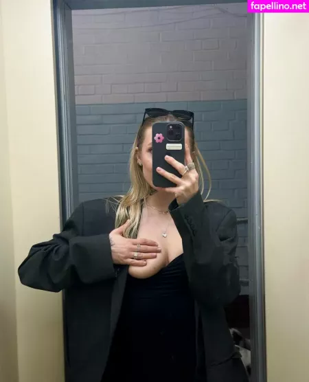 Arinawhynot OnlyFans Thumbnail #sm0cj5gryx