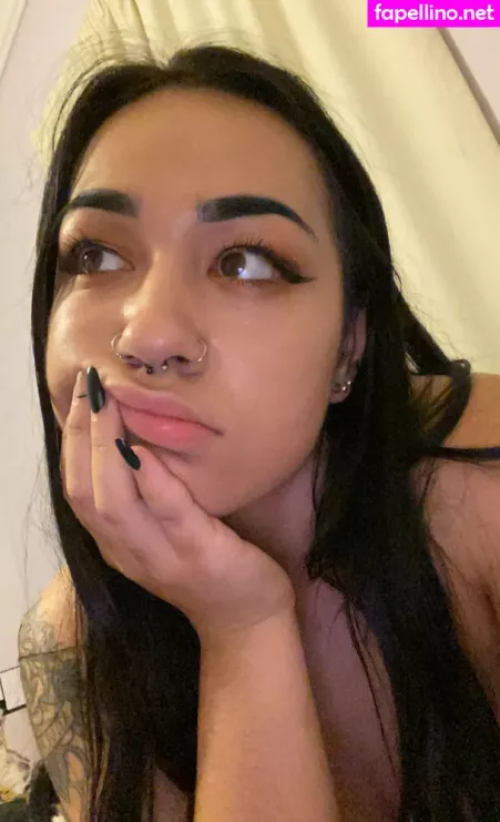 Ariquxeen OnlyFans Thumbnail #H5PARNymzq