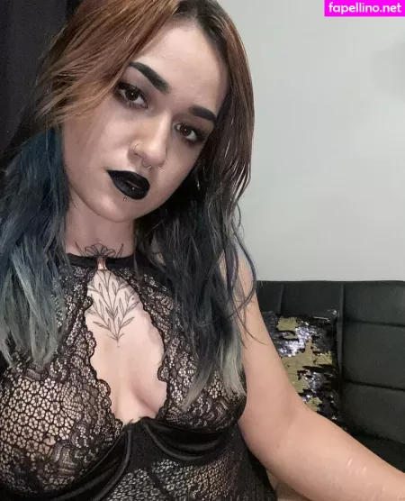 Ariquxeen OnlyFans Thumbnail #WNzoKspVBa