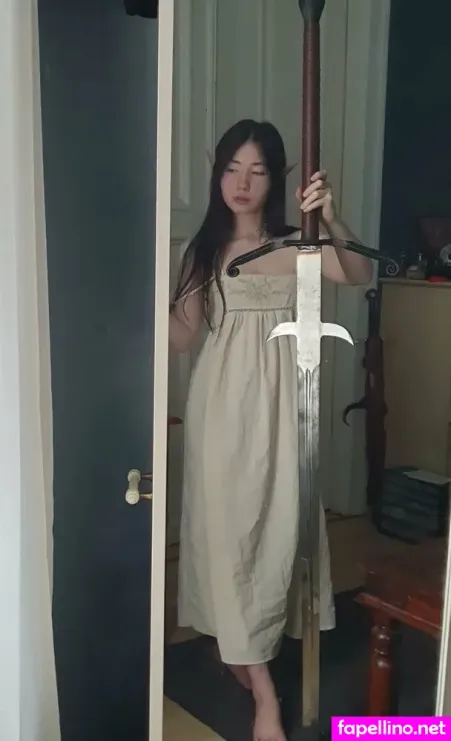 Armoured Elf OnlyFans Thumbnail #OjjcSxWrzy