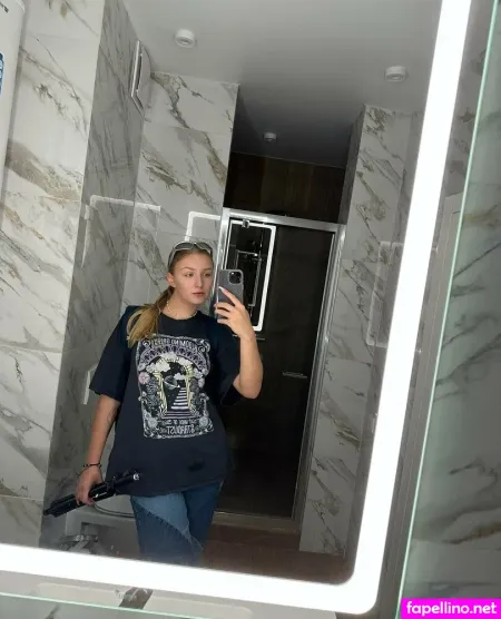 Arniluck OnlyFans Thumbnail #hZN0ruRBxC