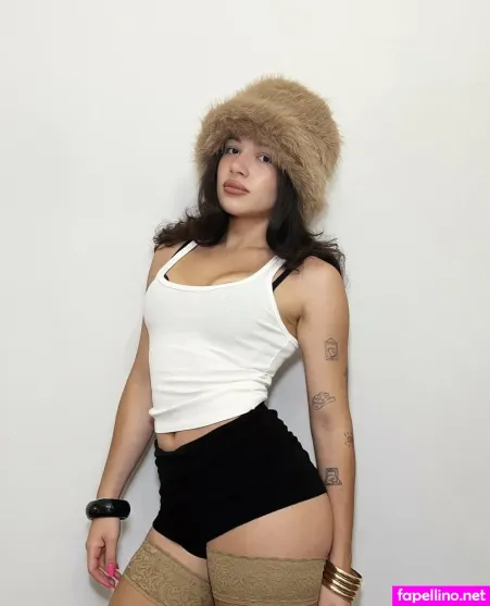 Arolanegia OnlyFans Thumbnail #5kjnEUgFAg