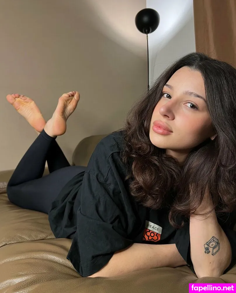 arolanegia, arolanegia.soles Nude Leaked OnlyFans Photo #Wsggdim7GT