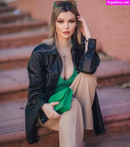 Aroyitt OnlyFans Thumbnail #eGyXFX2dBC