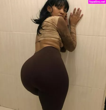 Arrie Cakes OnlyFans Thumbnail #2cKokfB2bS