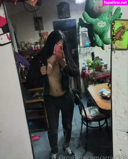 Arrieta98 OnlyFans Thumbnail #beJyEOHcql