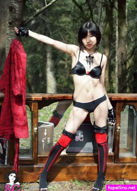 Arseniclulu OnlyFans Thumbnail #RTrWngXD4p