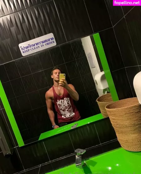 Arsimply OnlyFans Thumbnail #vV8MkX7Mj8