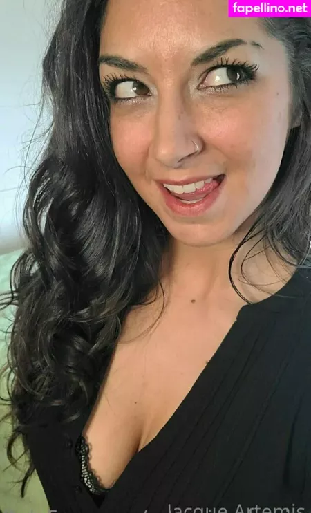 Artemisbehaving OnlyFans Thumbnail #0B8DtfJmdM