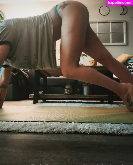 Artemisbehaving OnlyFans Thumbnail #j4uKAnmObq