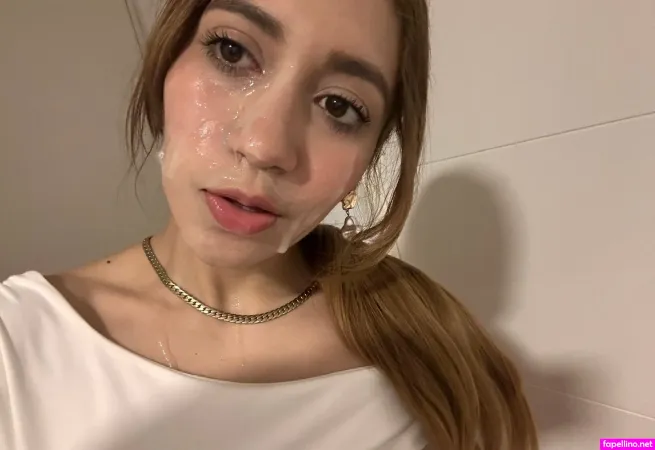Artemiscarmona 4 OnlyFans Thumbnail #4Jwk63e2Al