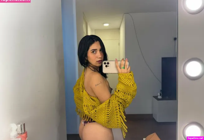 Artemiscarmona 4 OnlyFans Thumbnail #FTy9Zsd5uK