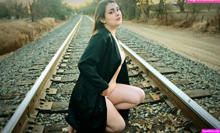 Artful Defiance OnlyFans Thumbnail #H6cIAfl841