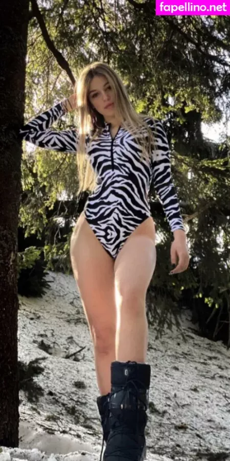 Arthemis Cuibari OnlyFans Thumbnail #X6IUH0BmDE