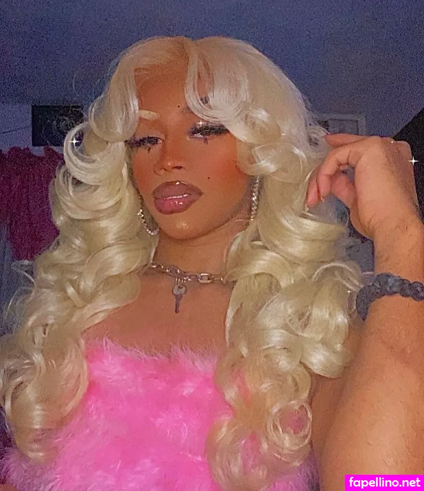 Artie, artiethepixieee, femboifantasyy Nude Leaked OnlyFans Photo #UMIOBUk1Gn