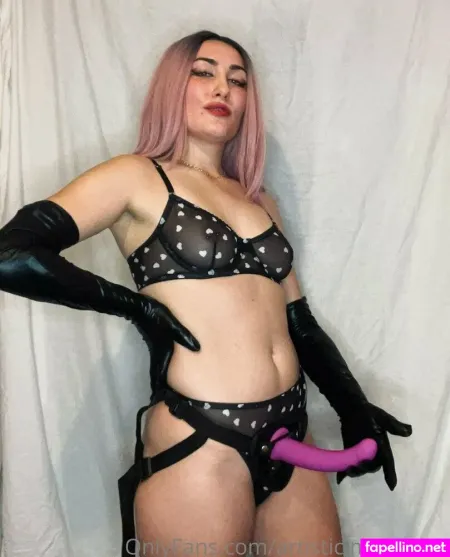 Artistic Mistress0 OnlyFans Thumbnail #UFpe2S8nFs
