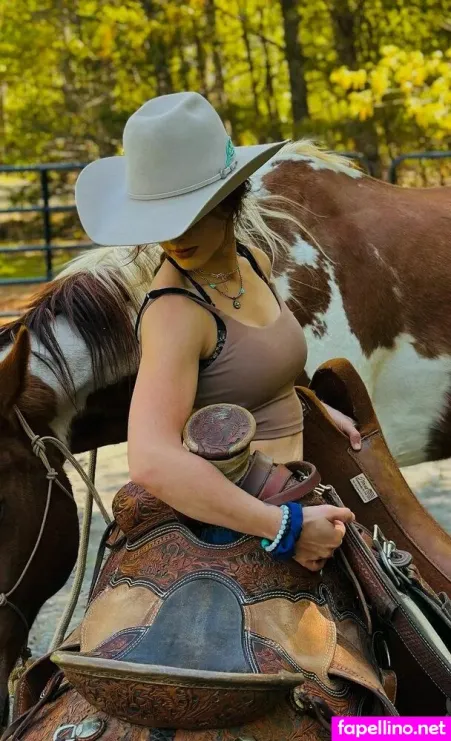 Artoftheequine OnlyFans Thumbnail #PPDTOVTuuI