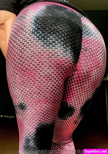 Artsyinkedblonde OnlyFans Thumbnail #QqiHFkRPWM