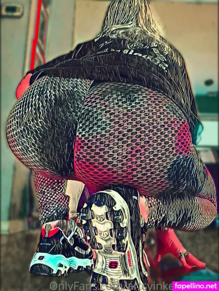 Artsyinkedblonde OnlyFans Thumbnail #xPqkfweoch