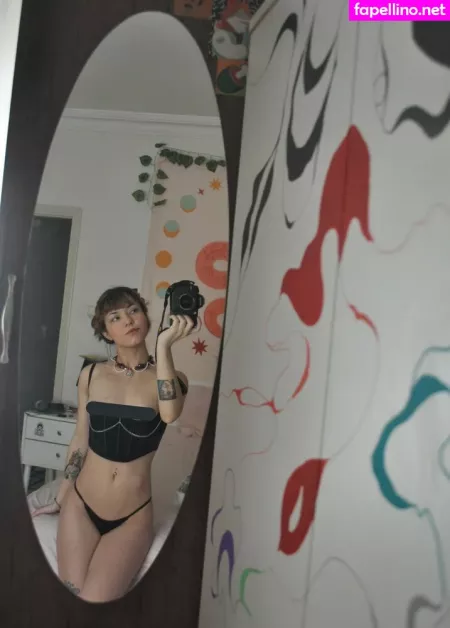 Artsymoi OnlyFans Thumbnail #WiSS7J3z3Y